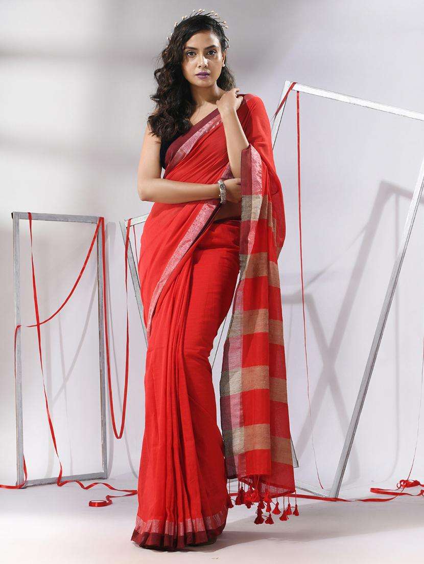 women red handloom saree with blouse
