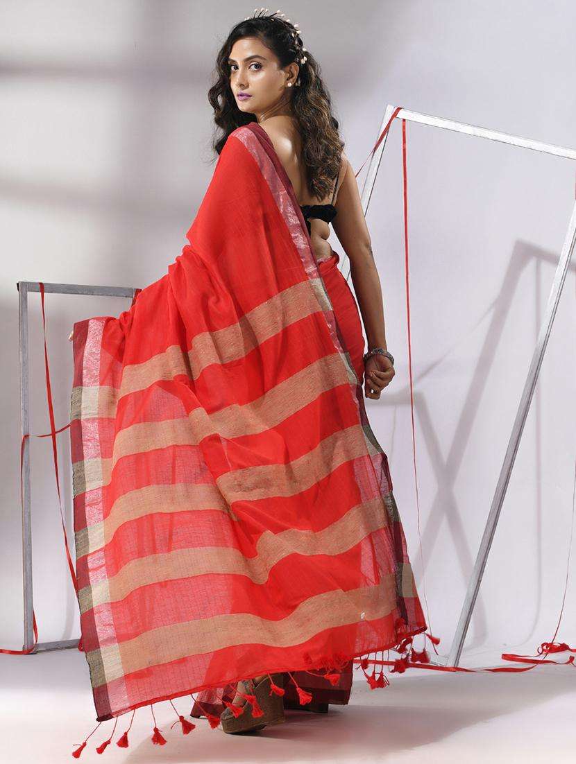 women red handloom saree with blouse - 22043277 -  Standard Image - 3