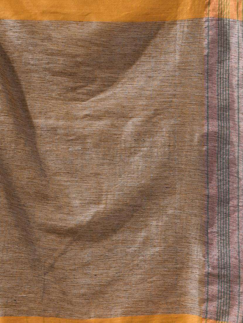 women striped handloom saree with blouse - 22043288 -  Standard Image - 3