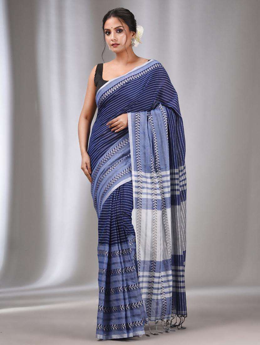 women self design handloom saree with blouse