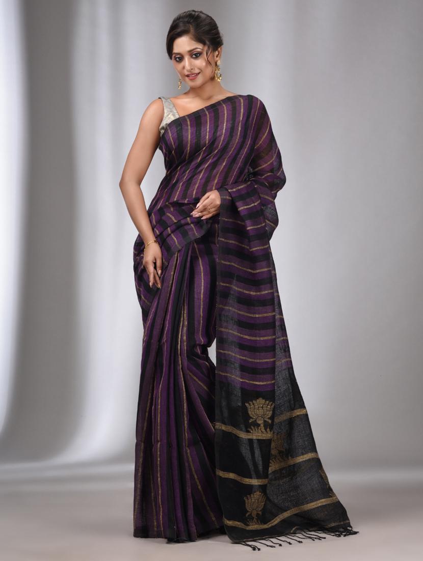 women striped handloom saree with blouse - 22043467 - Zoom Image - 0