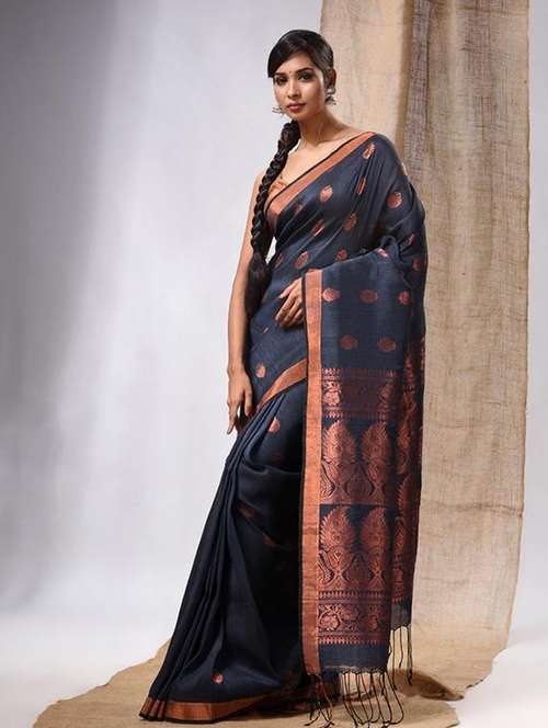 women self design handloom saree with blouse - 22043476 - Standard Image - 0