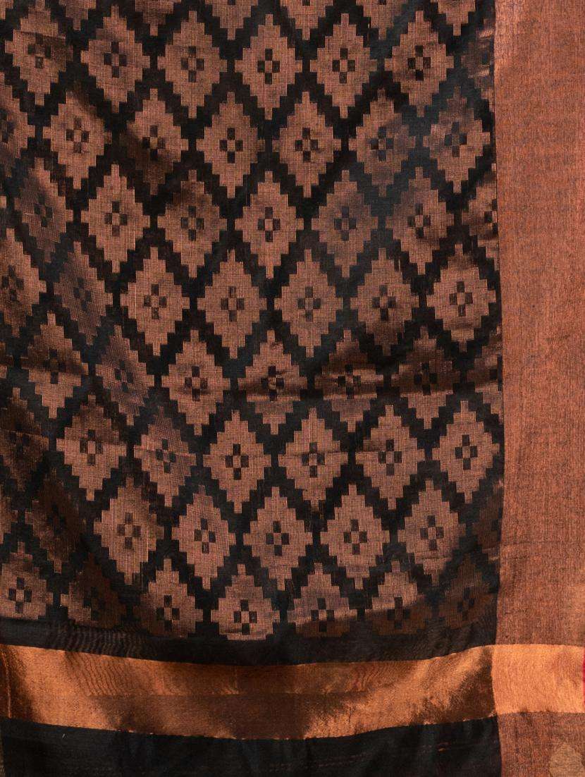 women self design handloom saree with blouse - 22043702 -  Standard Image - 3