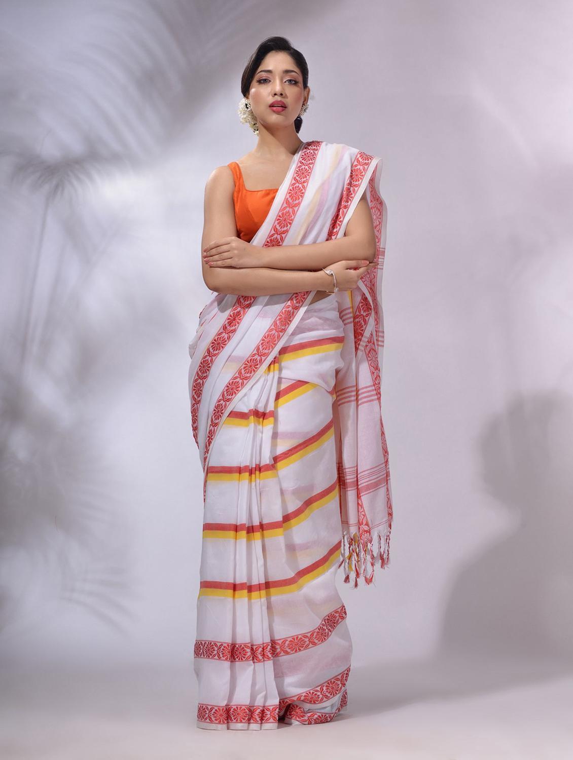 women striped handloom saree with blouse - 22043816 - Zoom Image - 0
