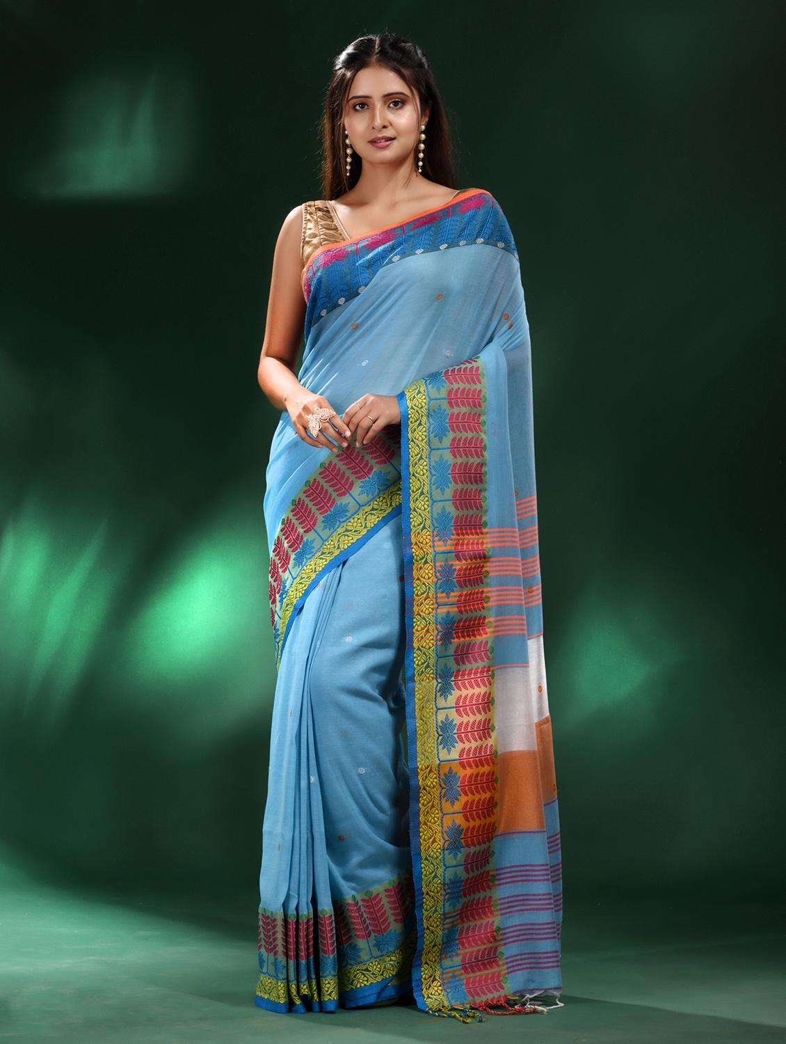 women self design handloom saree with blouse