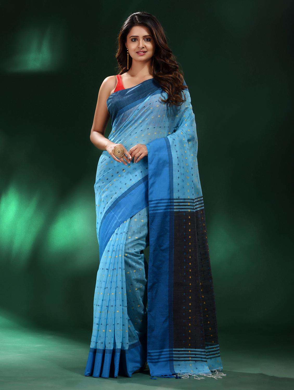women self design handloom saree with blouse
