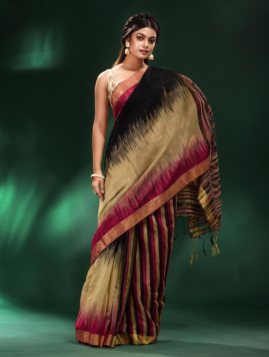 women self design handloom saree with blouse - 22043858 - Zoom Image - 0