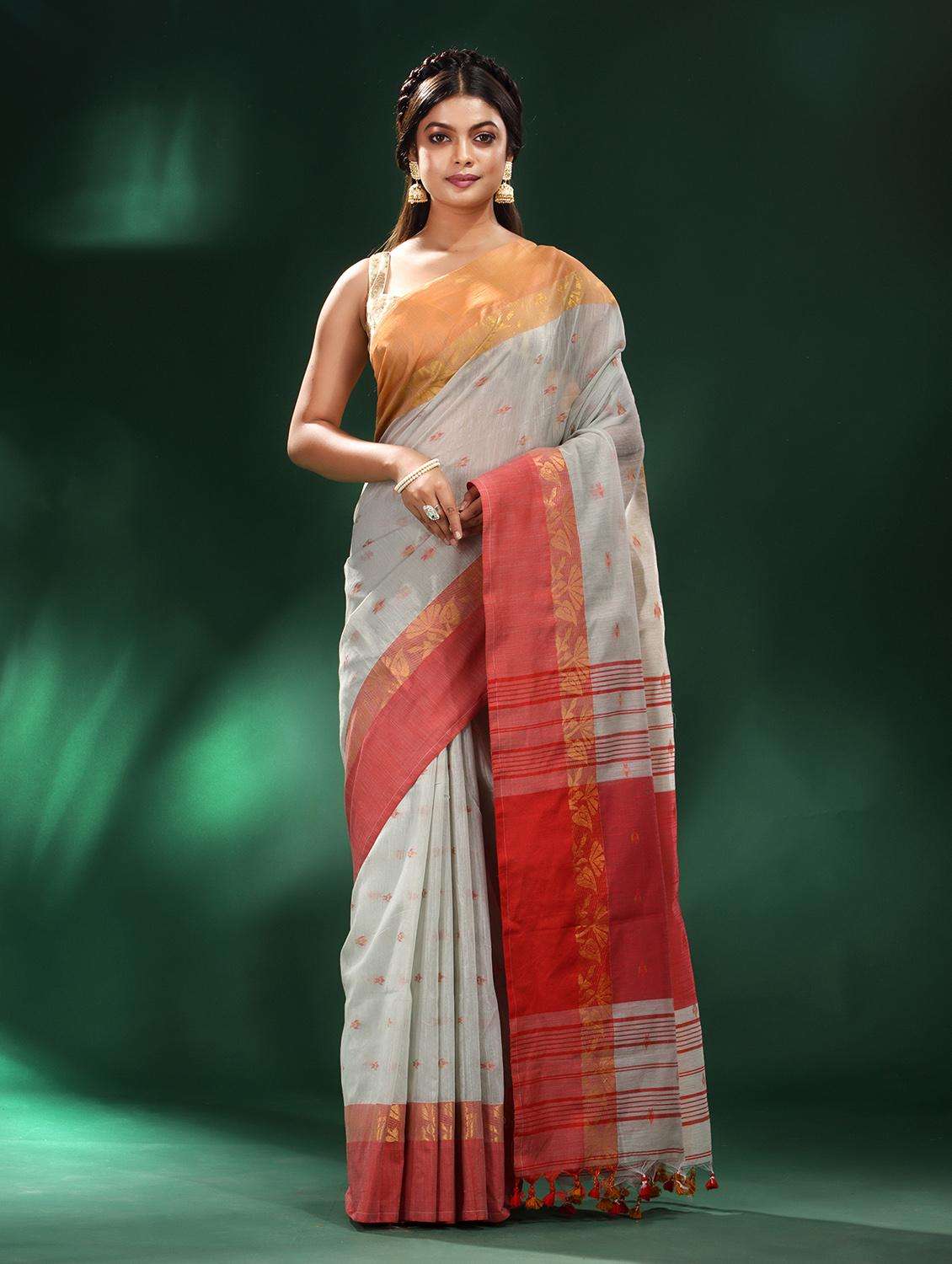 women self design handloom saree with blouse