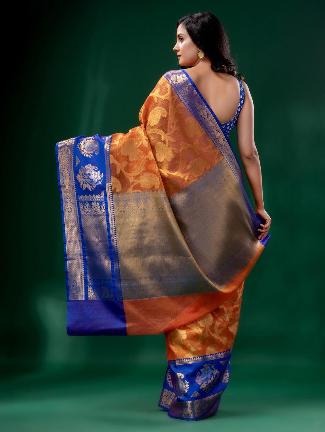 women self design bordered saree with blouse - 22043926 - Standard Image - 3