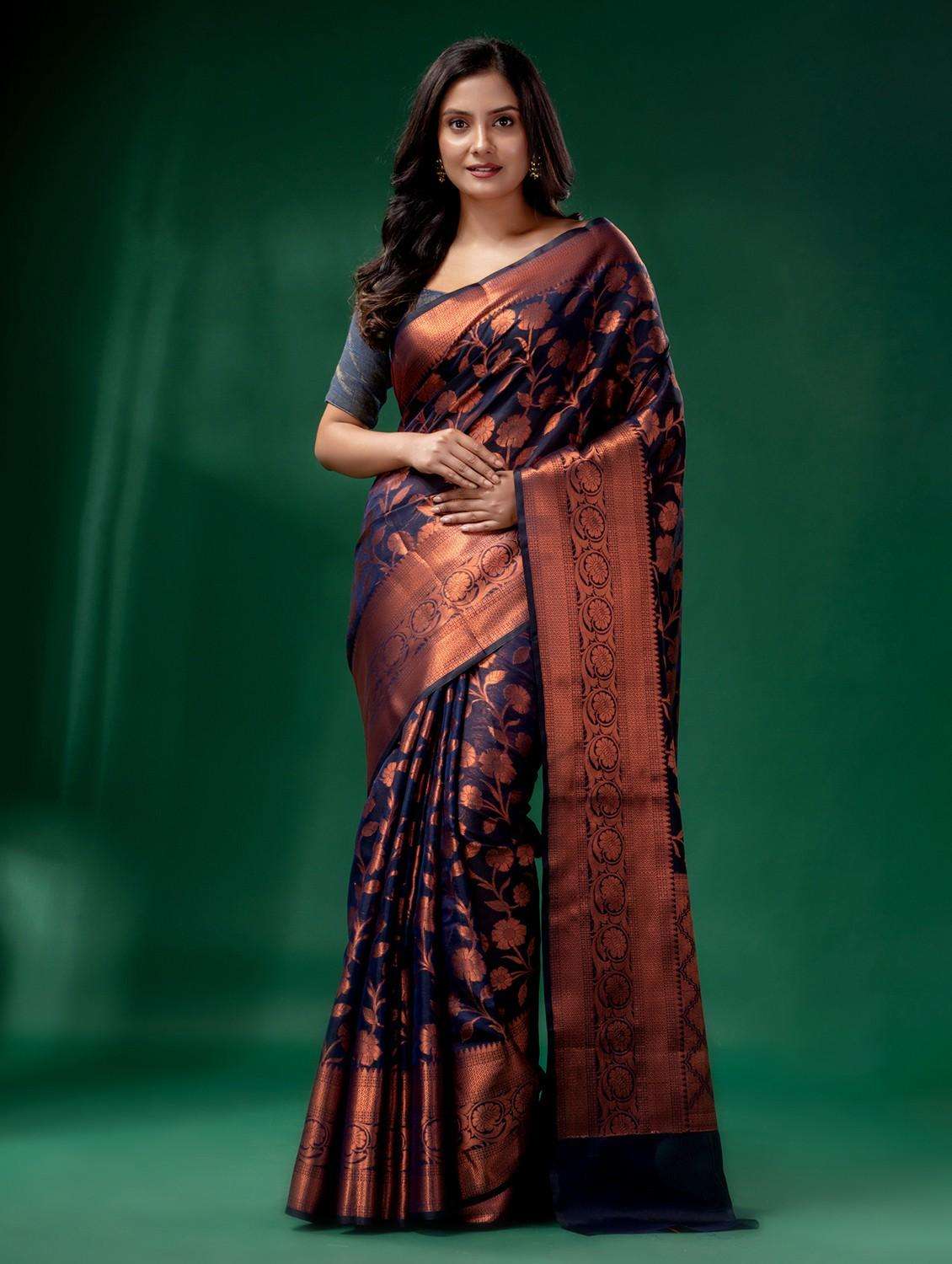 women self design banarasi saree with blouse