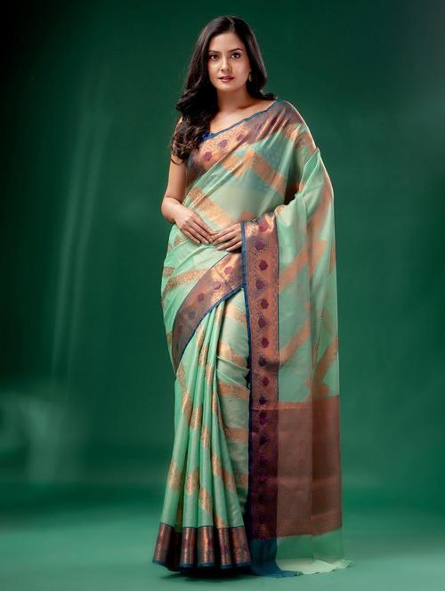 women self design banarasi saree with blouse - 22043942 - Standard Image - 0