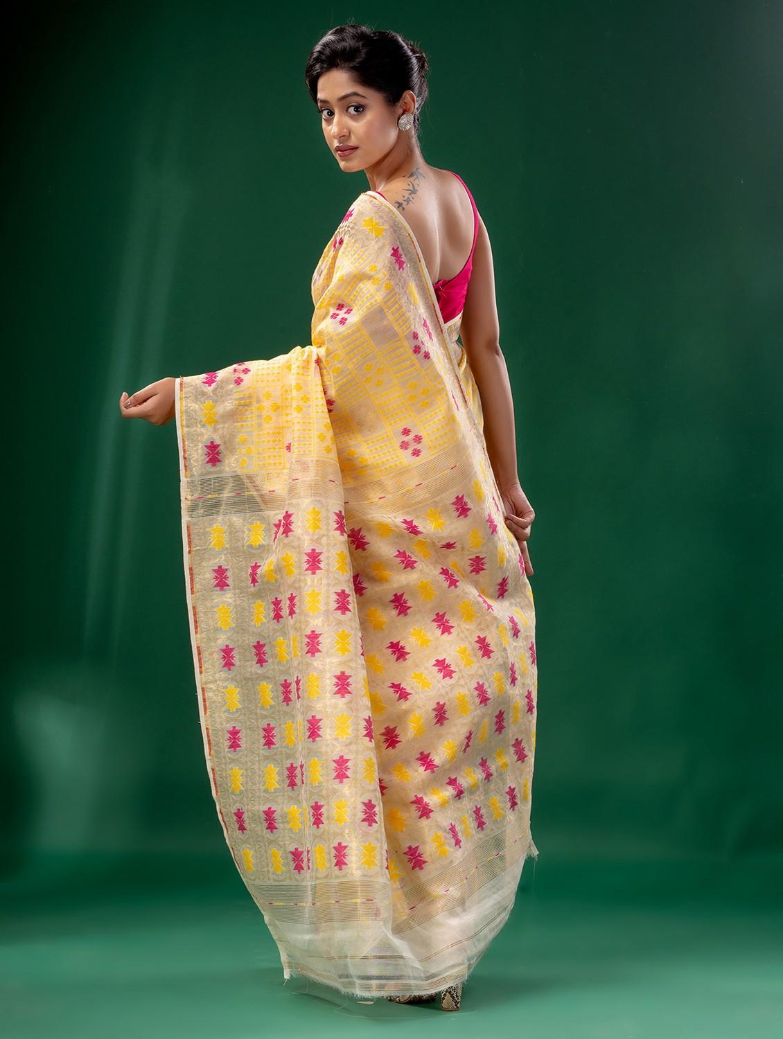 women self design jamdani saree with blouse - 22043960 - Standard Image - 3