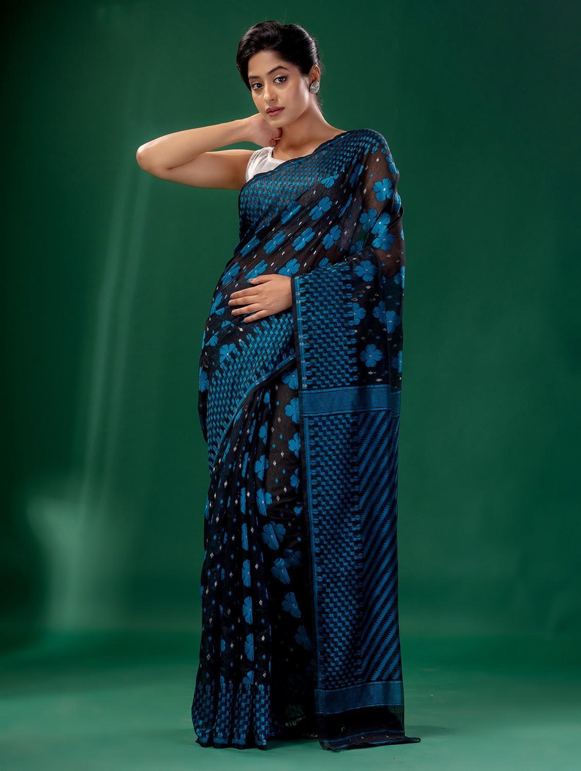 women self design jamdani saree with blouse - 22043968 - Standard Image - 3