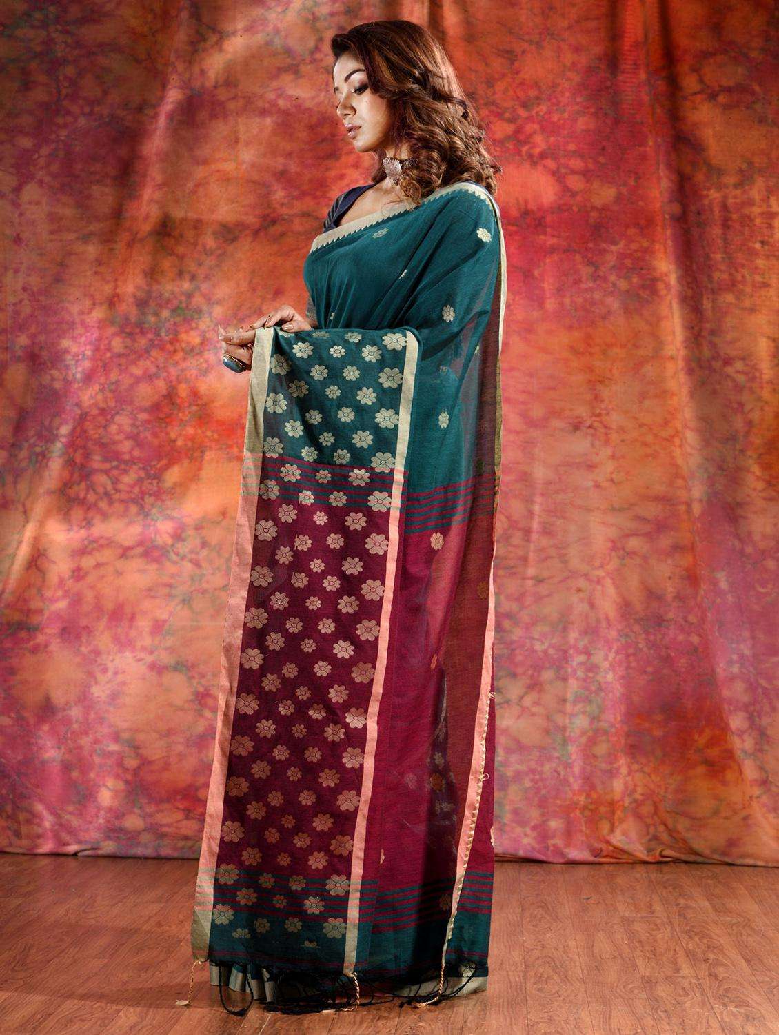 women self design handloom saree with blouse - 22043986 -  Standard Image - 3