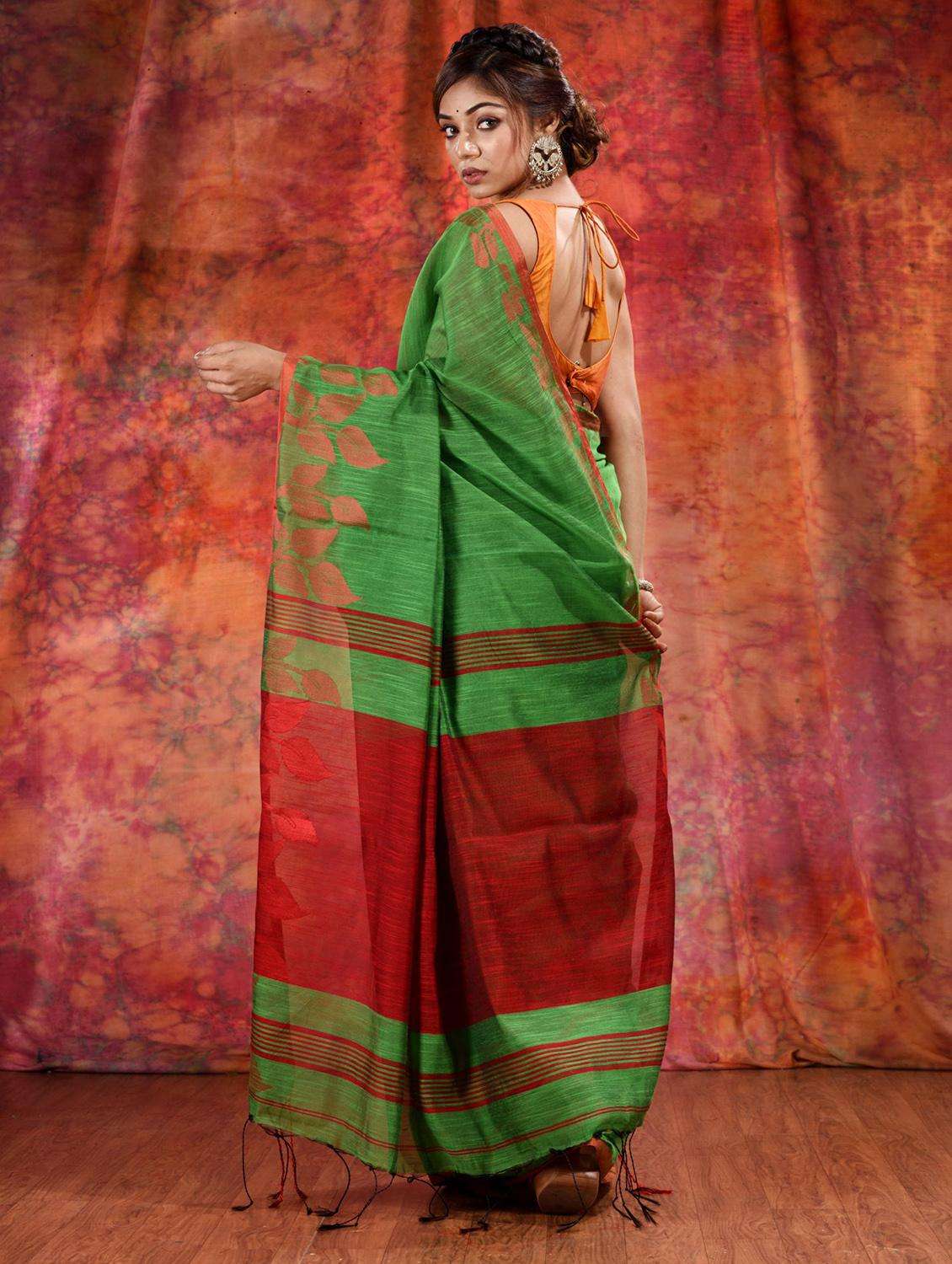 women self design handloom saree with blouse - 22044015 -  Standard Image - 3