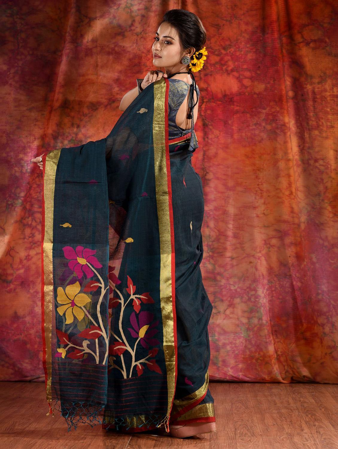 women self design handloom saree with blouse - 22044027 - Standard Image - 3