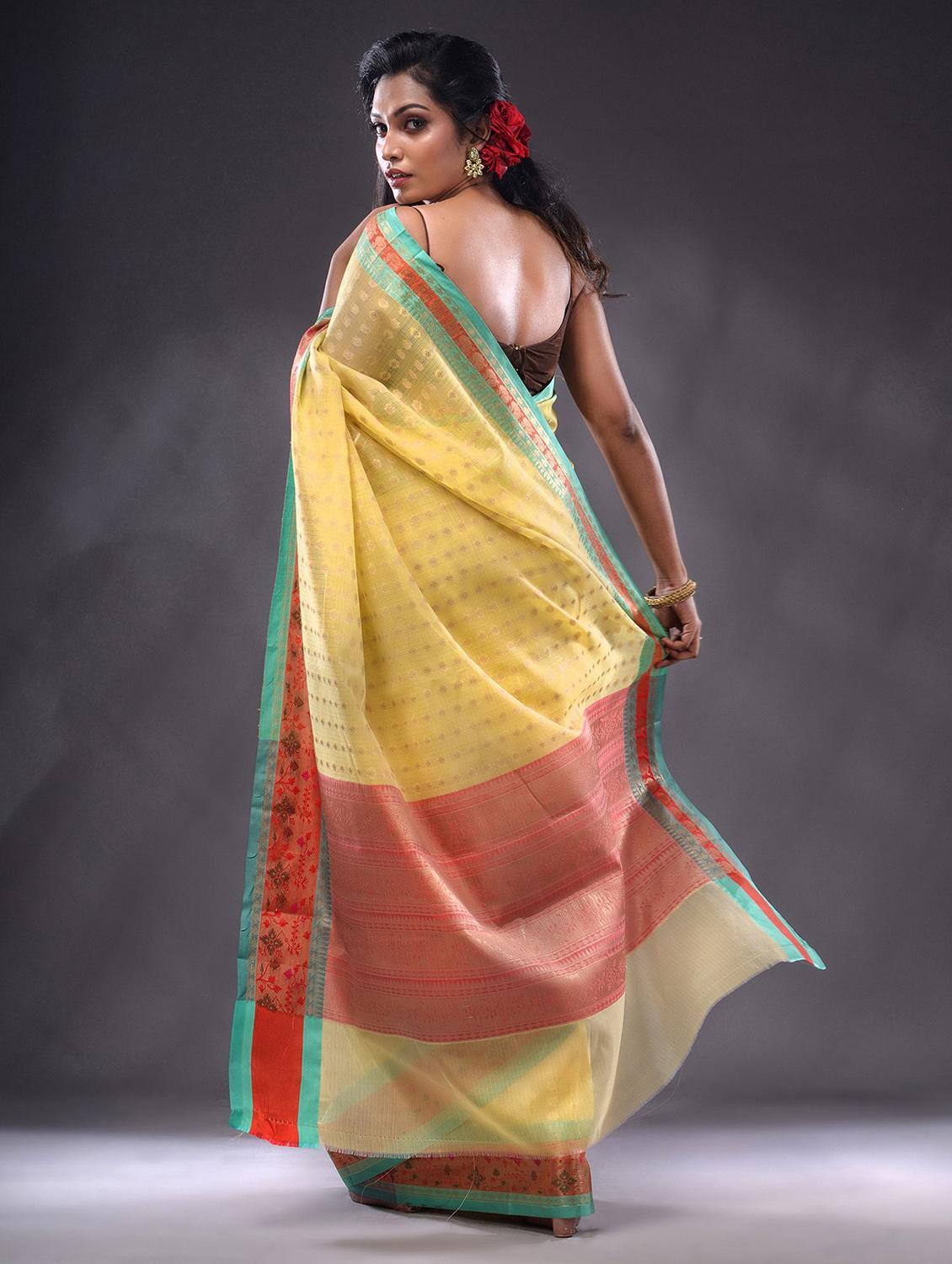 women self design bordered saree with blouse - 22044043 - Standard Image - 3