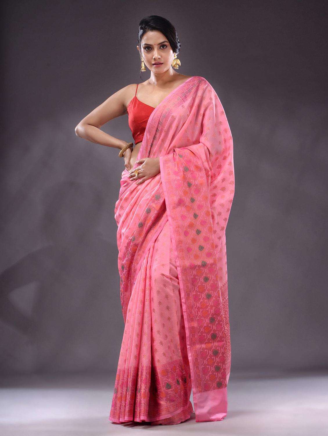 women self design bordered saree with blouse