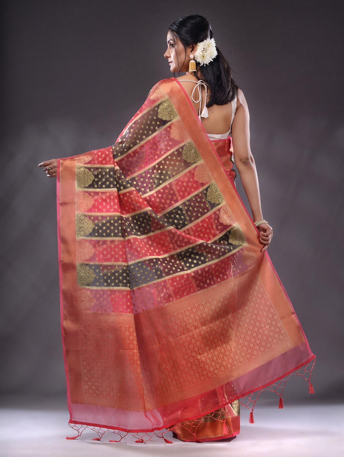 women self design handloom saree with blouse - 22044091 - Standard Image - 3