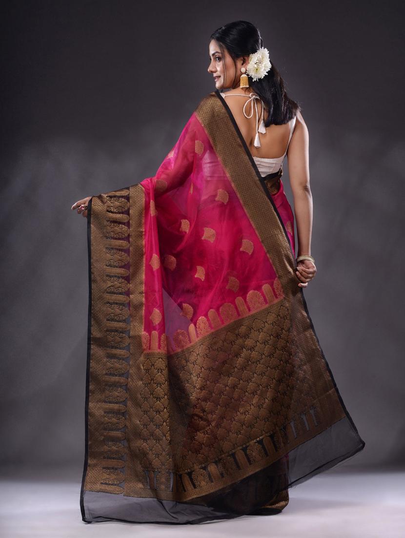 women self design bordered saree with blouse - 22044101 - Standard Image - 3
