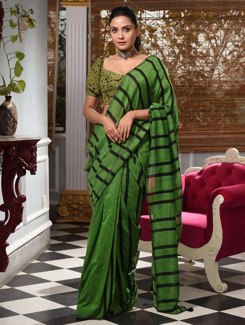 women striped handloom saree with blouse