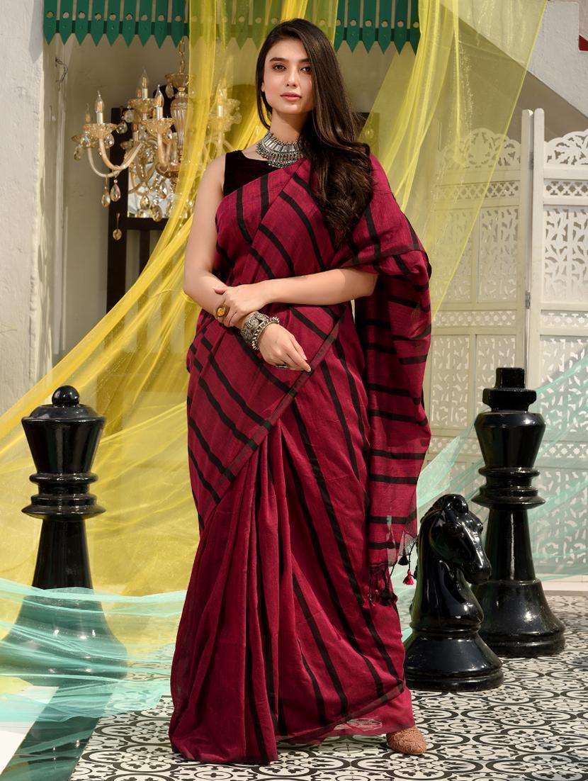 women striped handloom saree with blouse