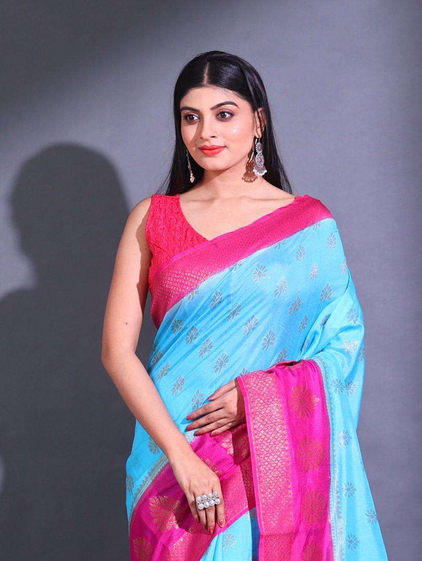 women self design bordered saree with blouse - 22044162 - Standard Image - 3