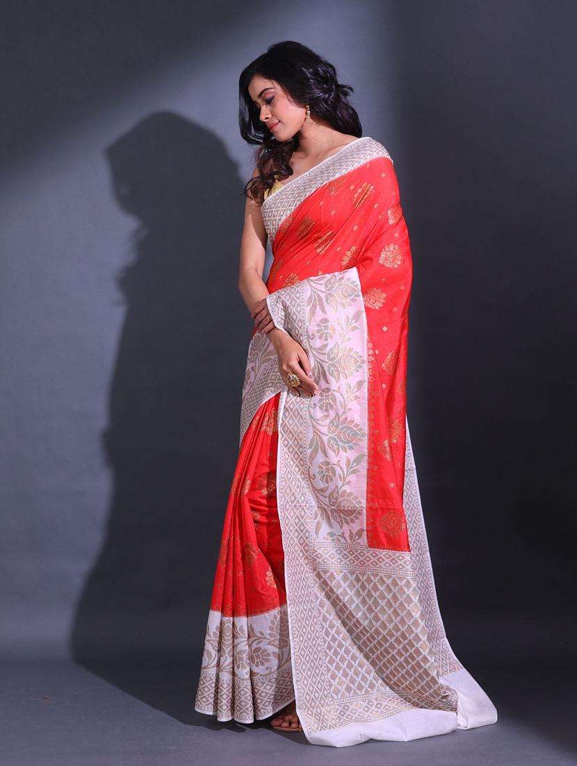 women self design bordered saree with blouse - 22044176 - Standard Image - 3
