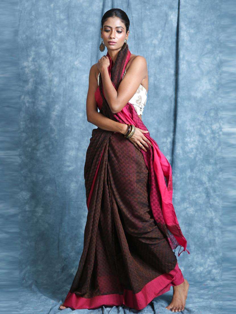 women self design handloom saree with blouse
