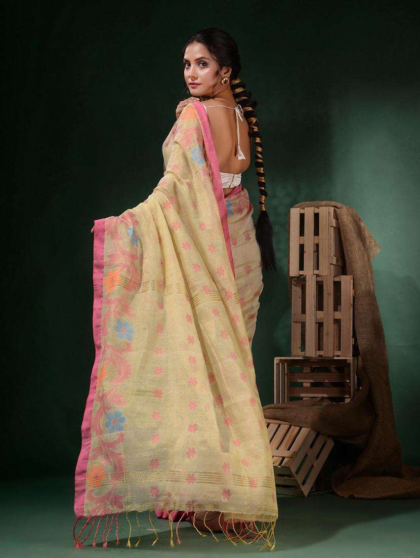women self design handloom saree with blouse - 22045781 -  Standard Image - 3