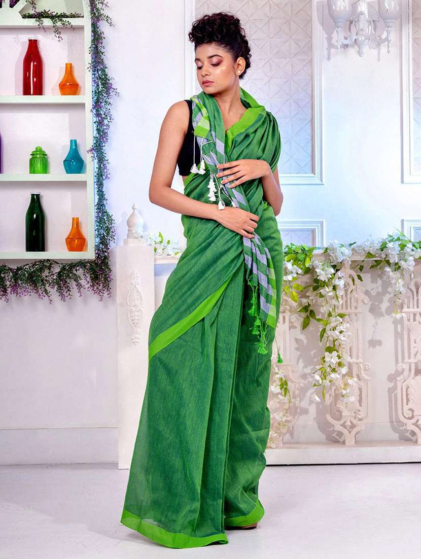 women solid handloom saree with blouse