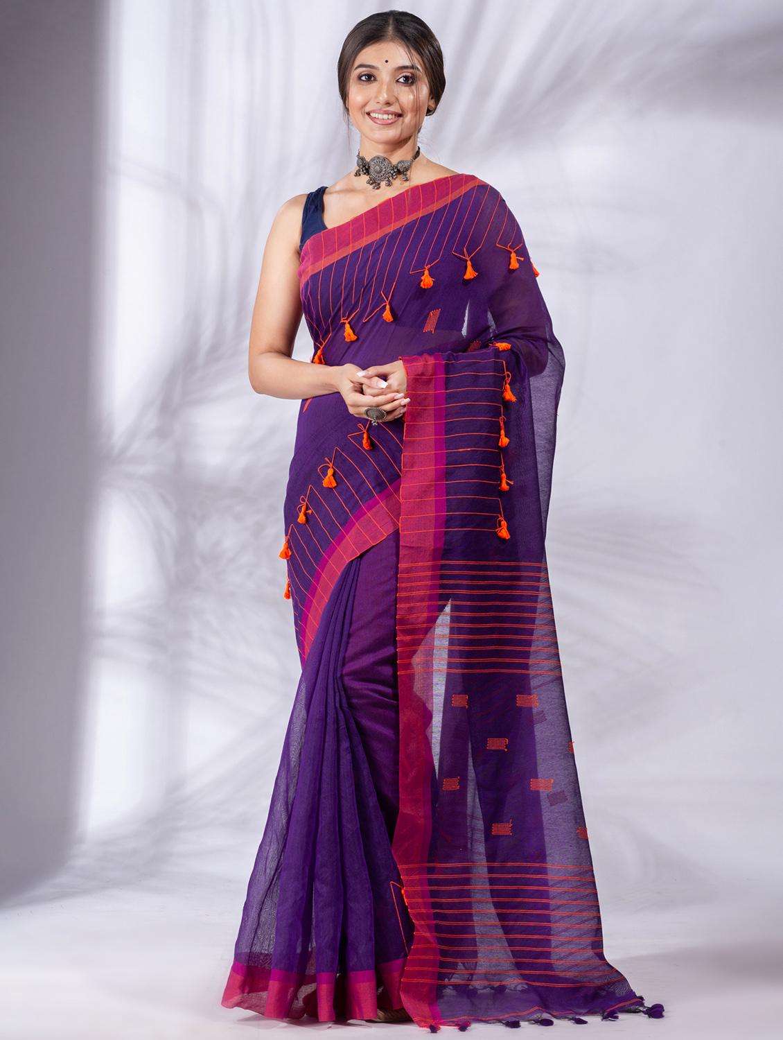 women self design handloom saree with blouse