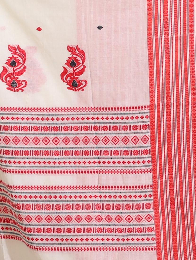 women self design handloom saree with blouse - 22045899 - Standard Image - 3