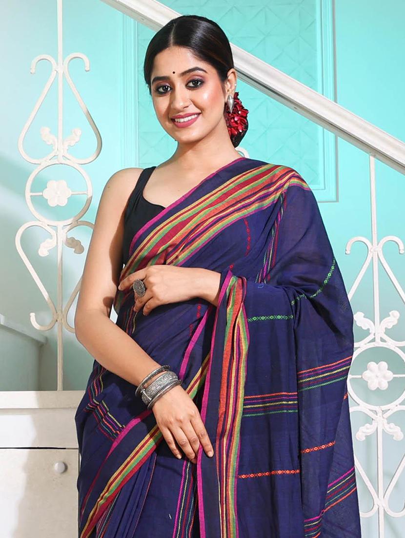 women self design handloom saree with blouse - 22045916 - Standard Image - 3