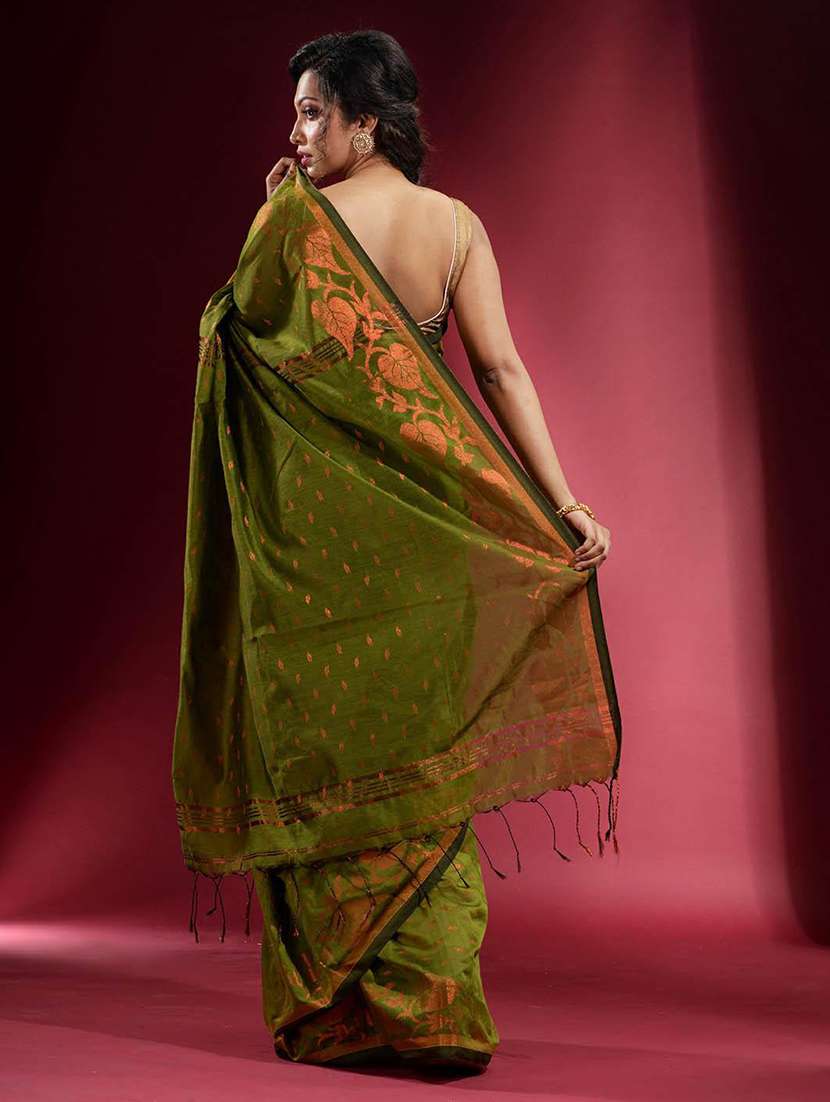women self design southern silk saree with blouse - 22045969 - Standard Image - 3