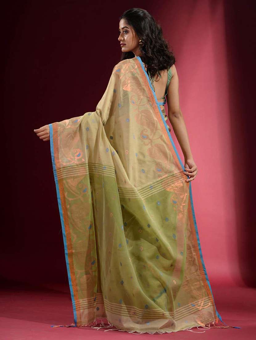 women self design handloom saree with blouse - 22045981 -  Standard Image - 3