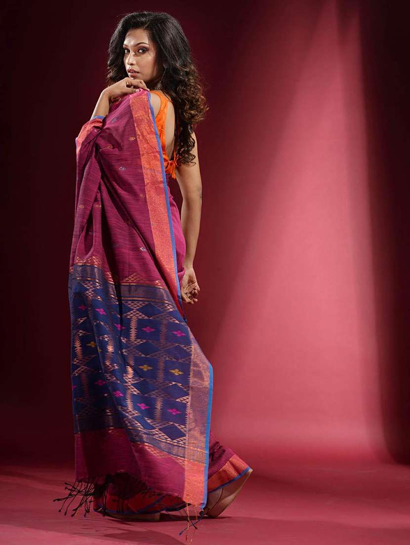 women self design bordered saree with blouse - 22045993 -  Standard Image - 3