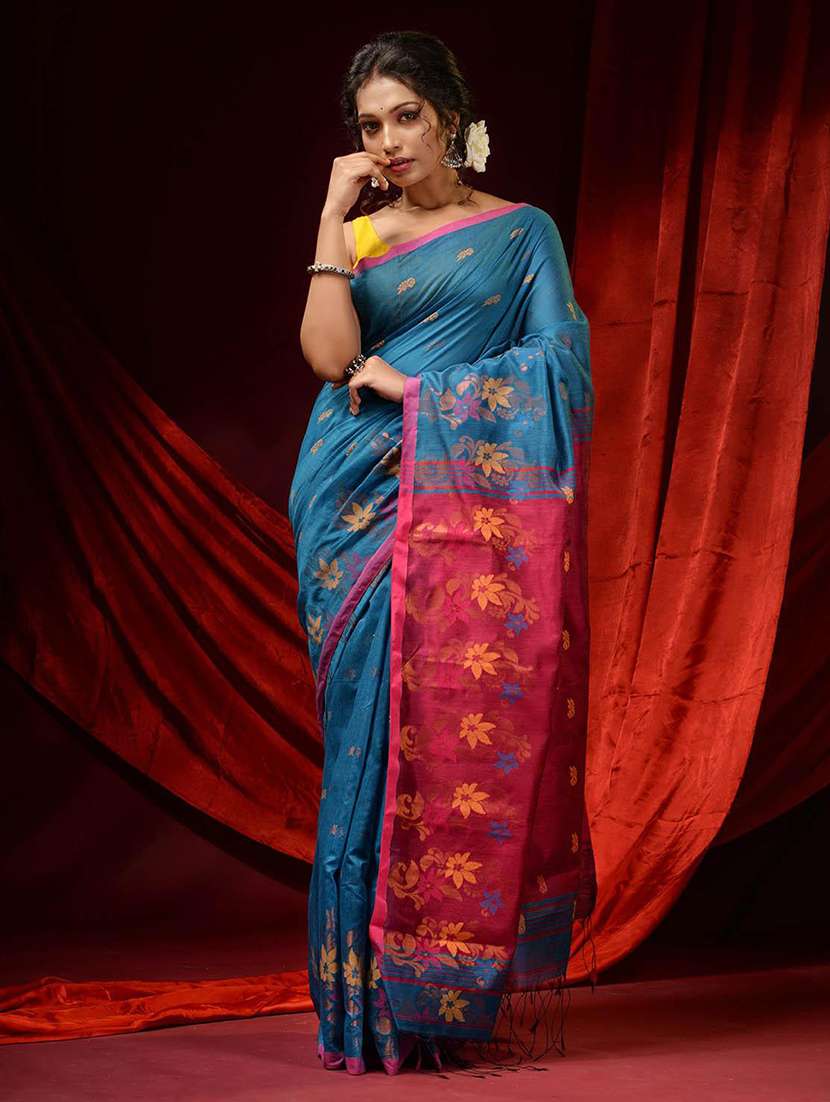 women self design bomkai saree with blouse