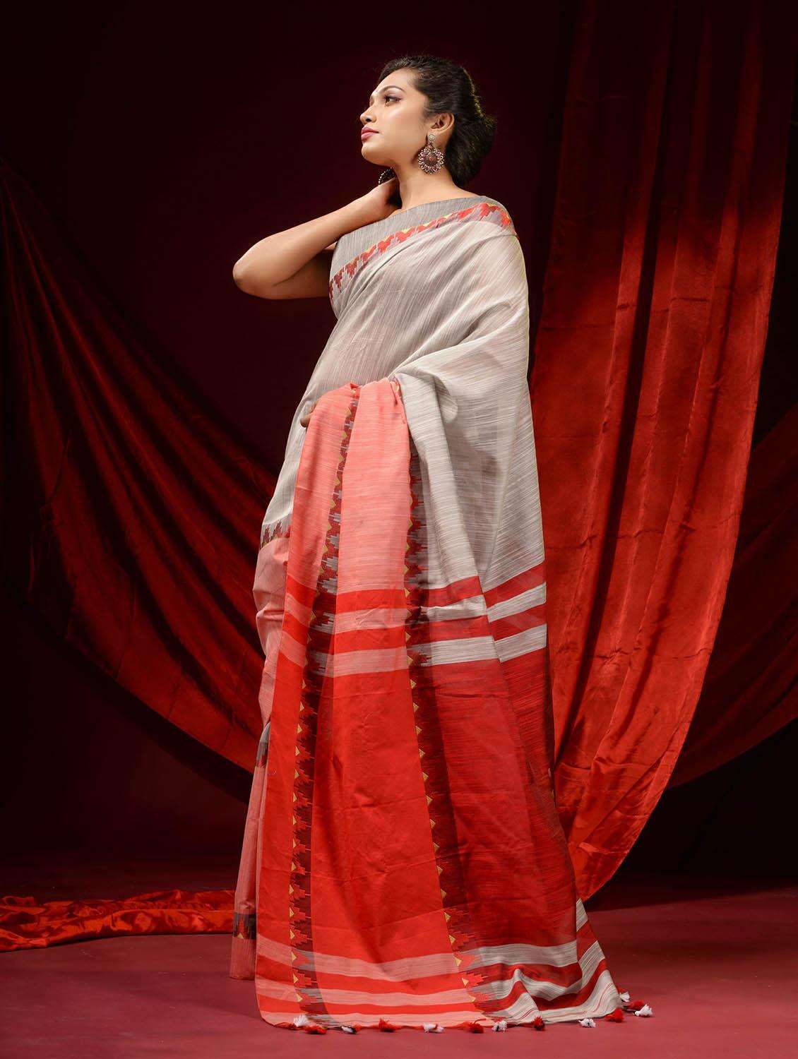 women self design handloom saree with blouse - 22046024 -  Standard Image - 3