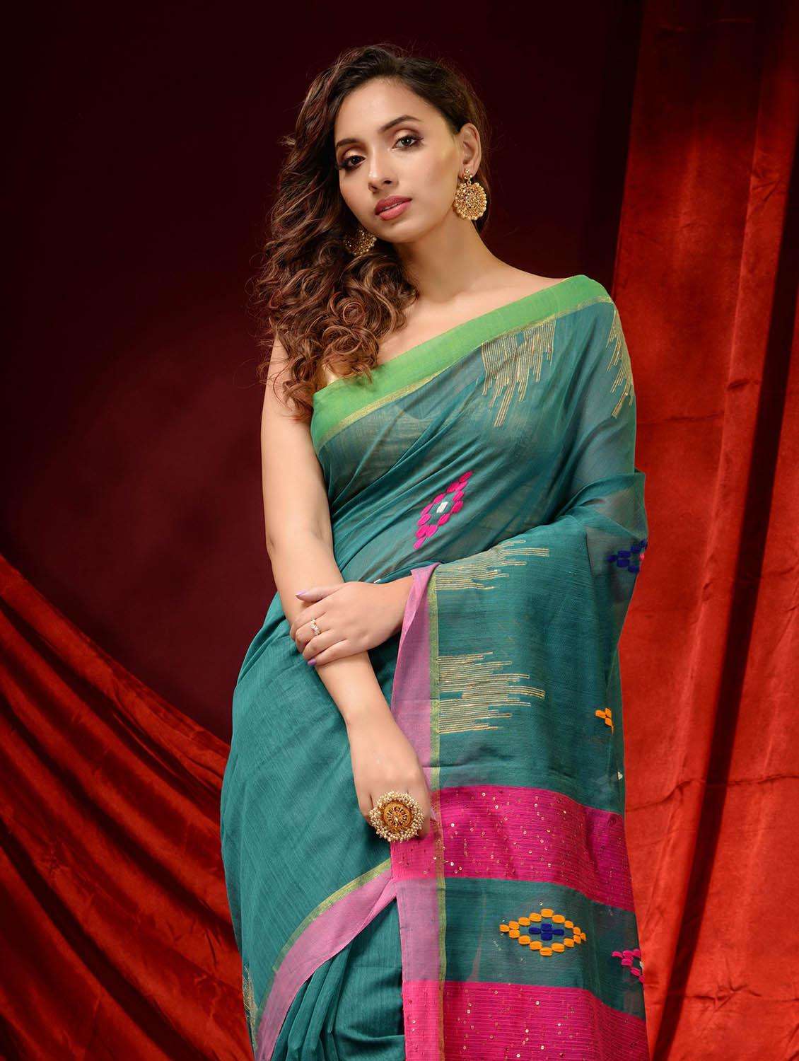 women self design handloom saree with blouse - 22046034 -  Standard Image - 3