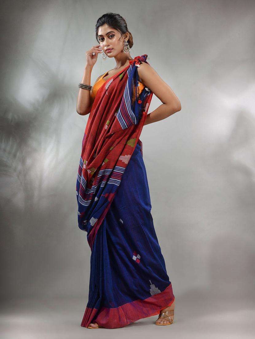 women self design handloom saree with blouse - 22046068 -  Standard Image - 3