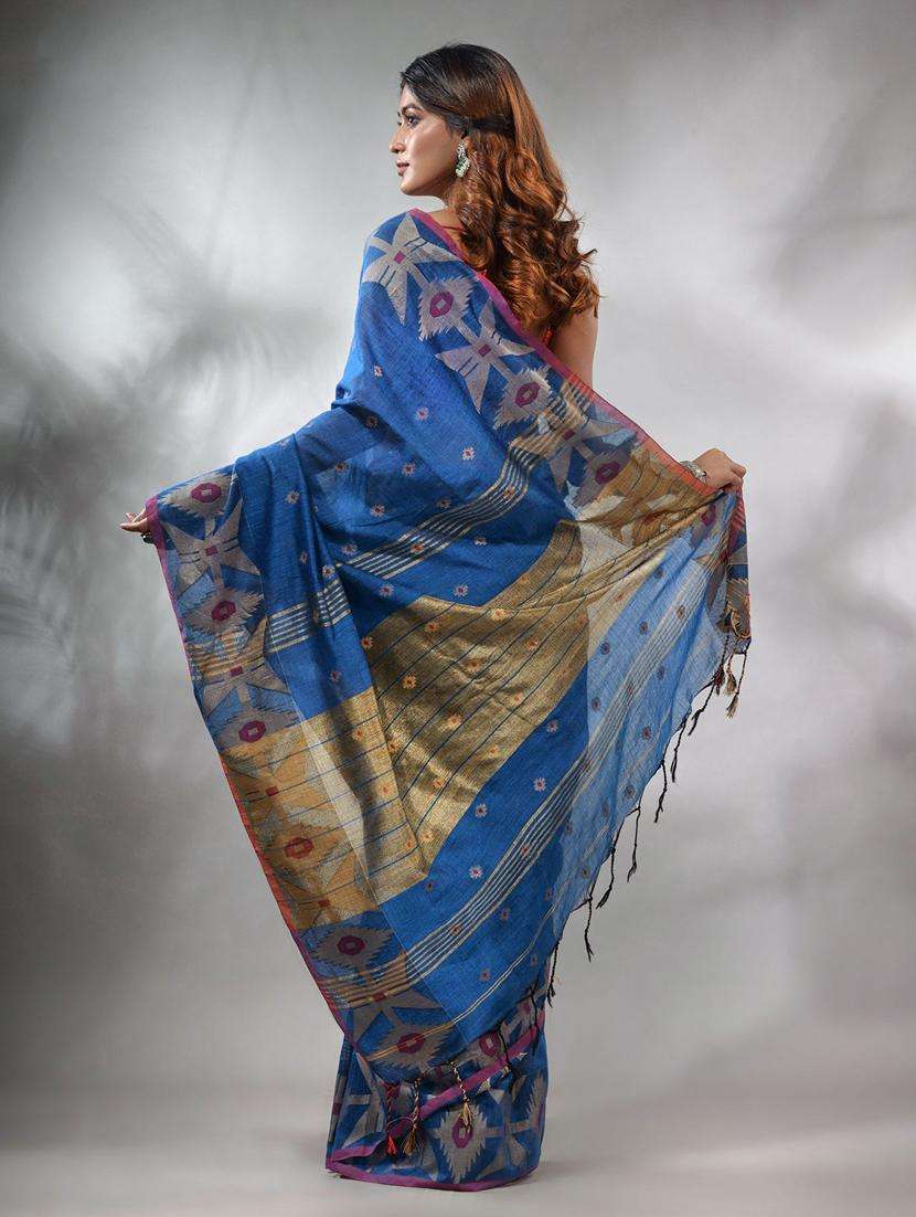 women self design bordered saree with blouse - 22046080 -  Standard Image - 3