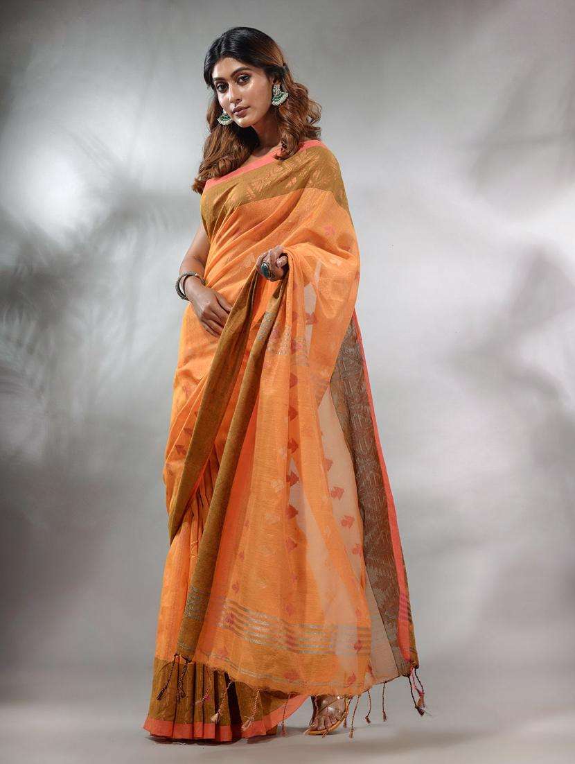 women self design bordered saree with blouse - 22046095 -  Standard Image - 3