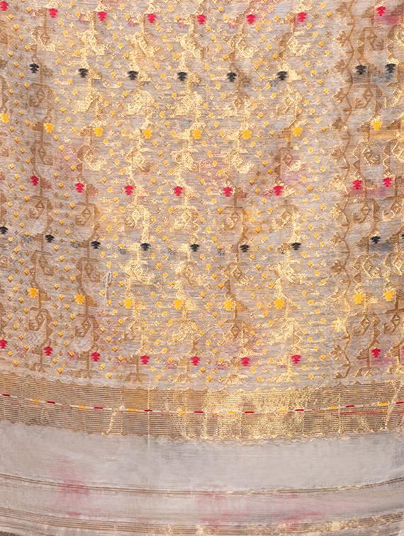 women self design jamdani saree with blouse - 22046104 - Standard Image - 3