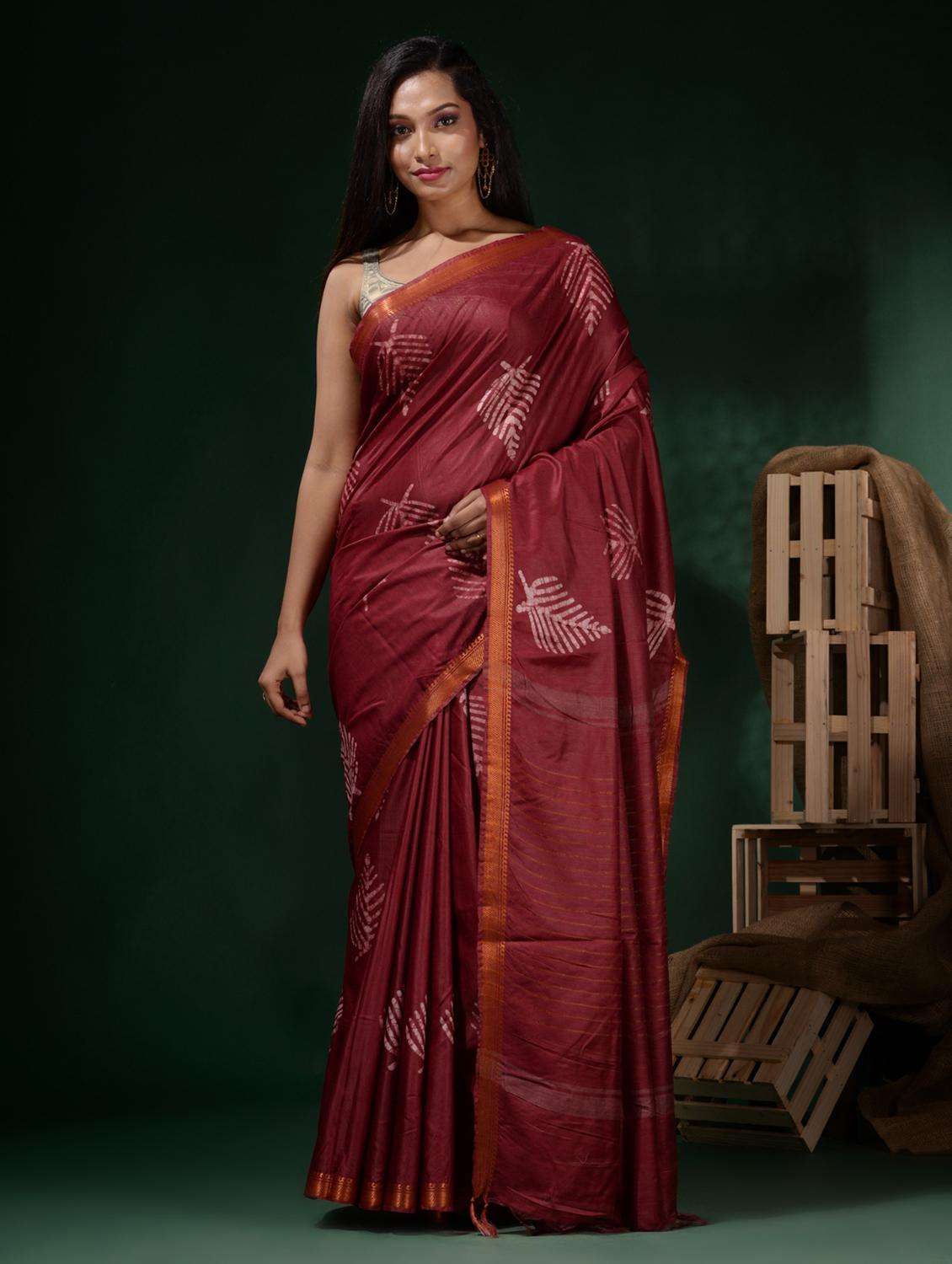 women printed casual wear saree with blouse