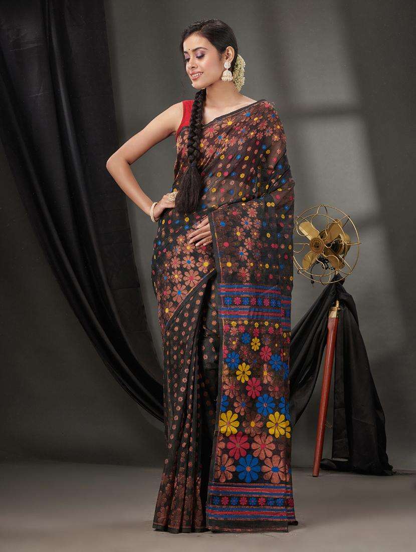 women self design jamdani saree