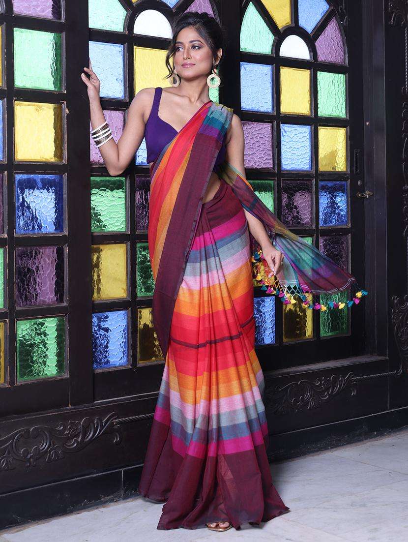 women striped handloom saree