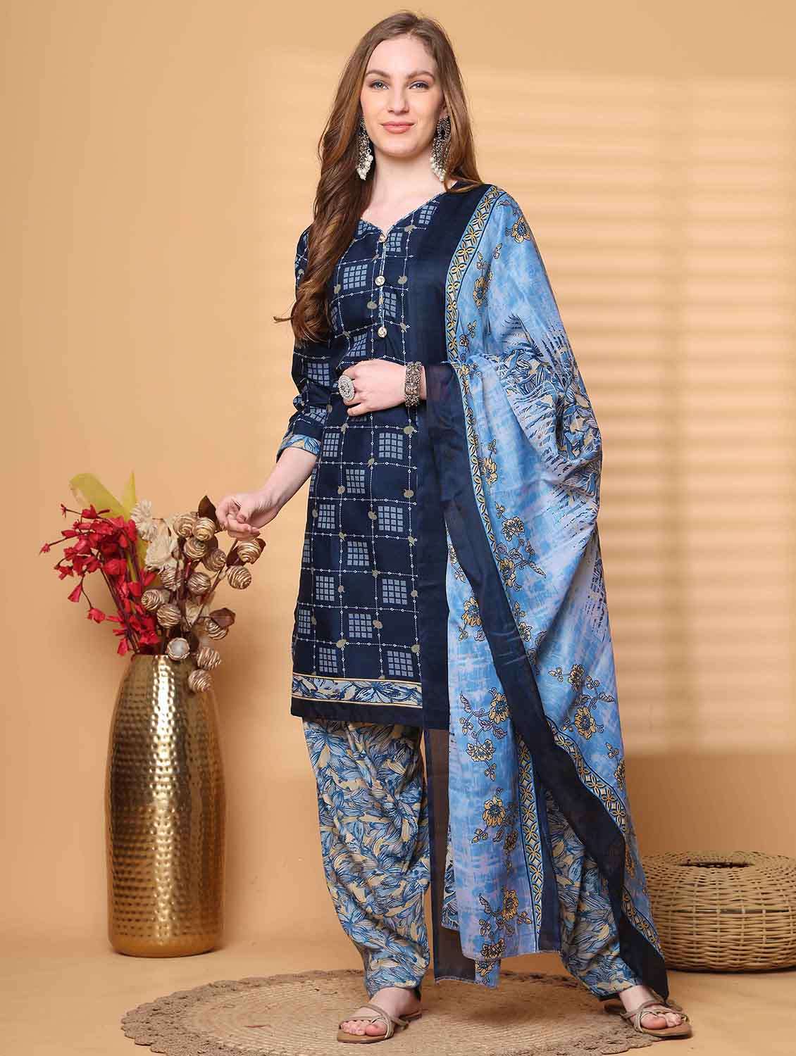 women printed three quarter sleeve kurta salwar with dupatta set
