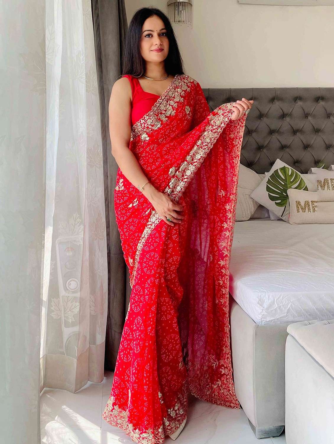 women bandhani printed bordered saree with blouse - 22047911 -  Zoom Image - 0