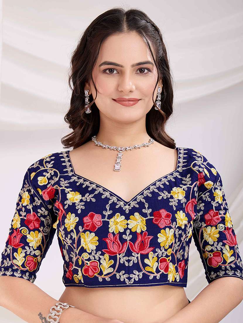 women bandhani printed bordered saree with blouse - 22047930 - Standard Image - 5